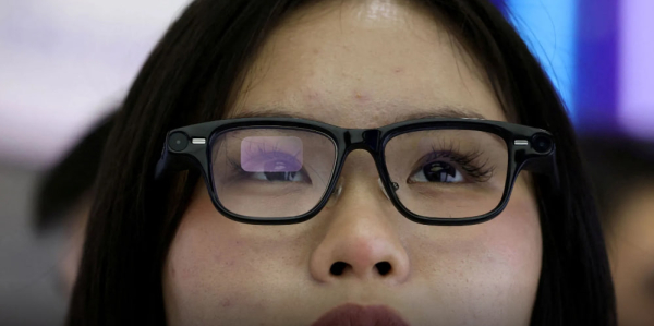 Alibaba выпускает умные очки, которые станут конкурентом Meta Ray-Ban Display
Alibaba выпускает умные очки, которые станут конкурентом Meta Ray-Ban Display
